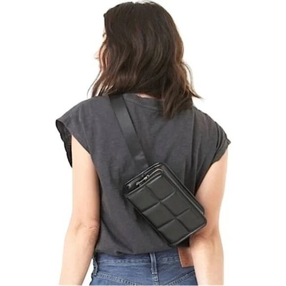 Amanda Uprichard Black Belt Bag Quilted - Picture 1 of 7